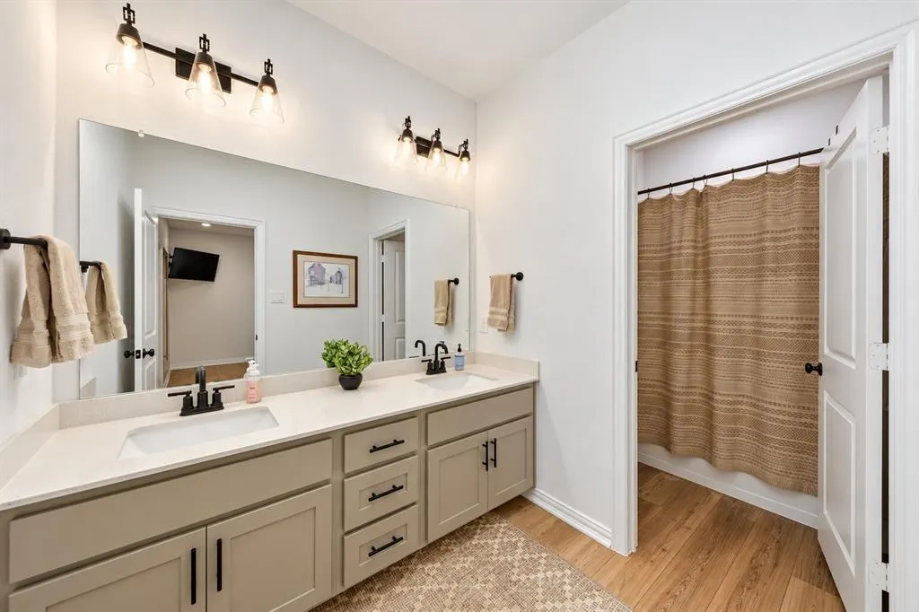 1272 Daybreak Drive