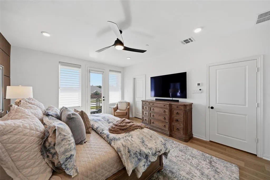 1272 Daybreak Drive