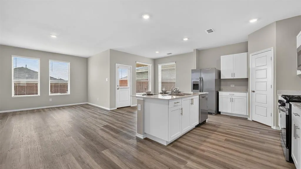 1504 SHELDON Drive