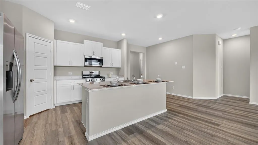 1504 SHELDON Drive