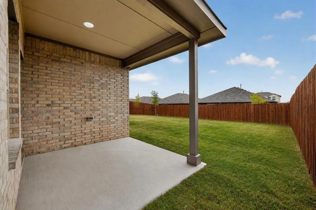 1504 SHELDON Drive