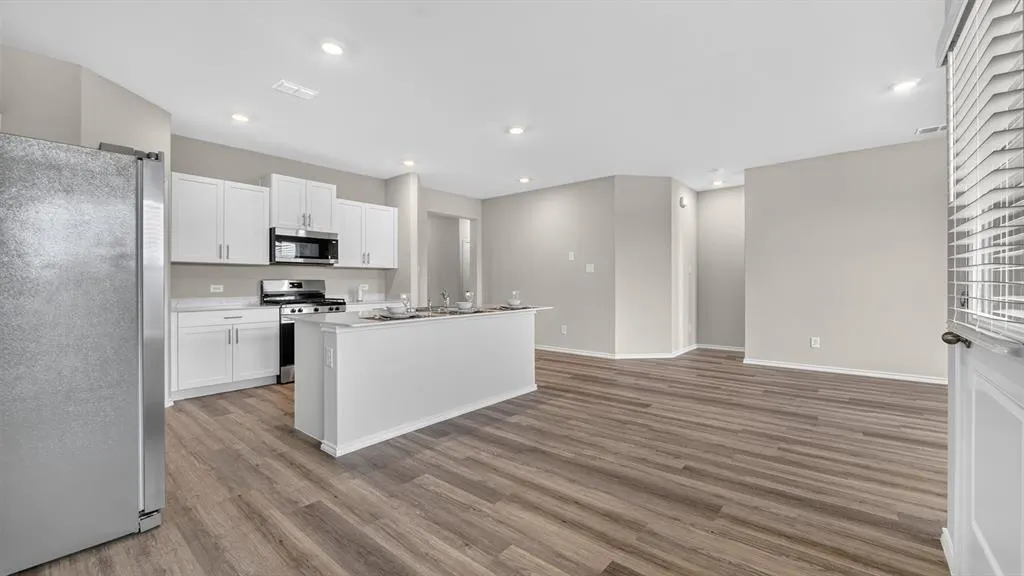 1504 SHELDON Drive