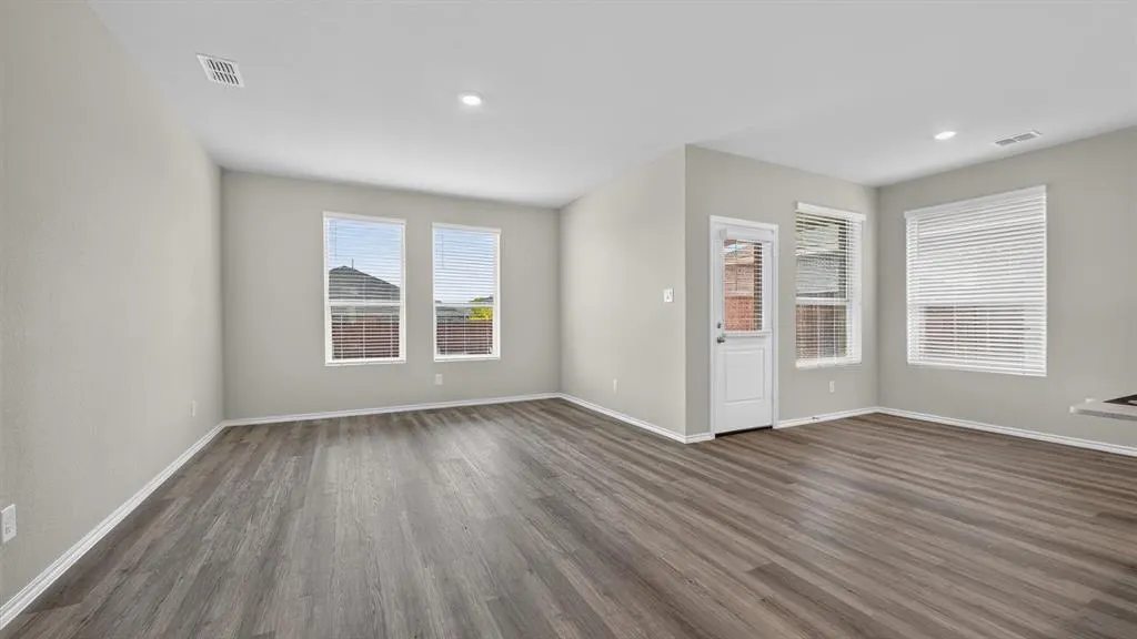 1504 SHELDON Drive