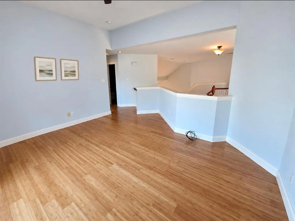 3915 Compton Drive