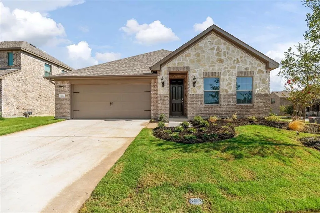 1253 Carinna Drive
