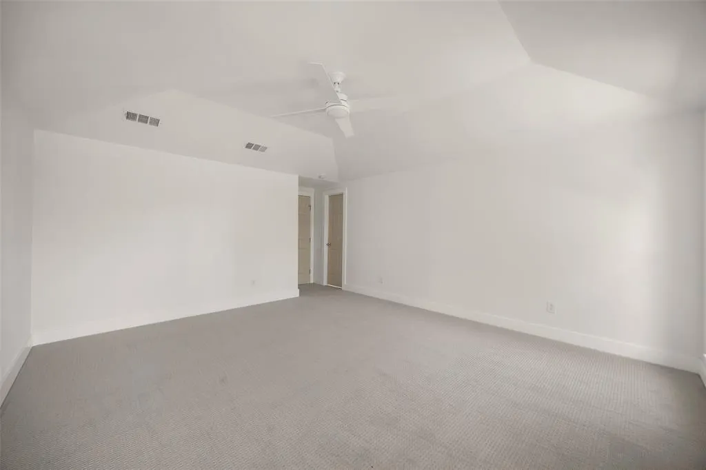 2416 Ables Drive