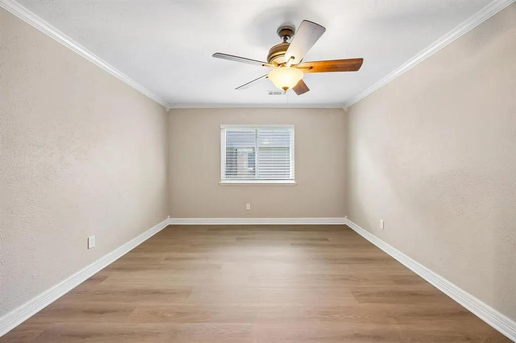 1213 Lombardy Drive