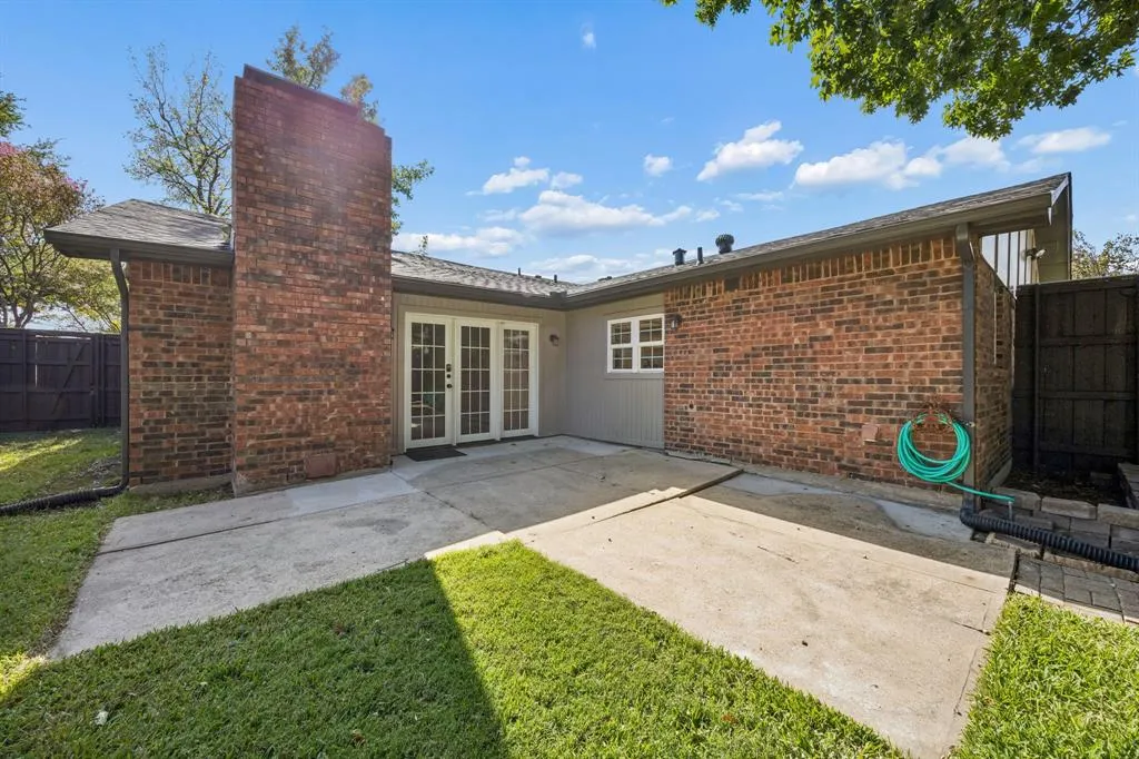 1213 Lombardy Drive