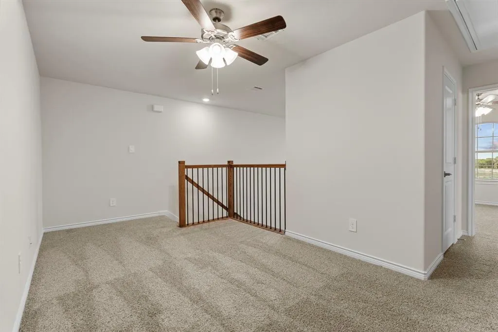 2221 Crockett Way