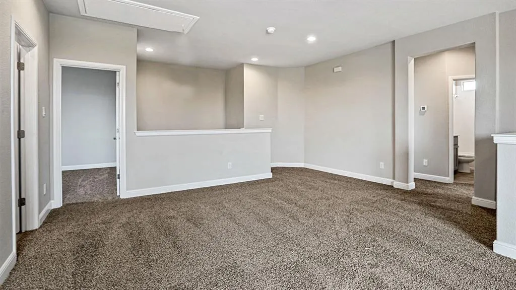 1445 CANTERBURY Trail