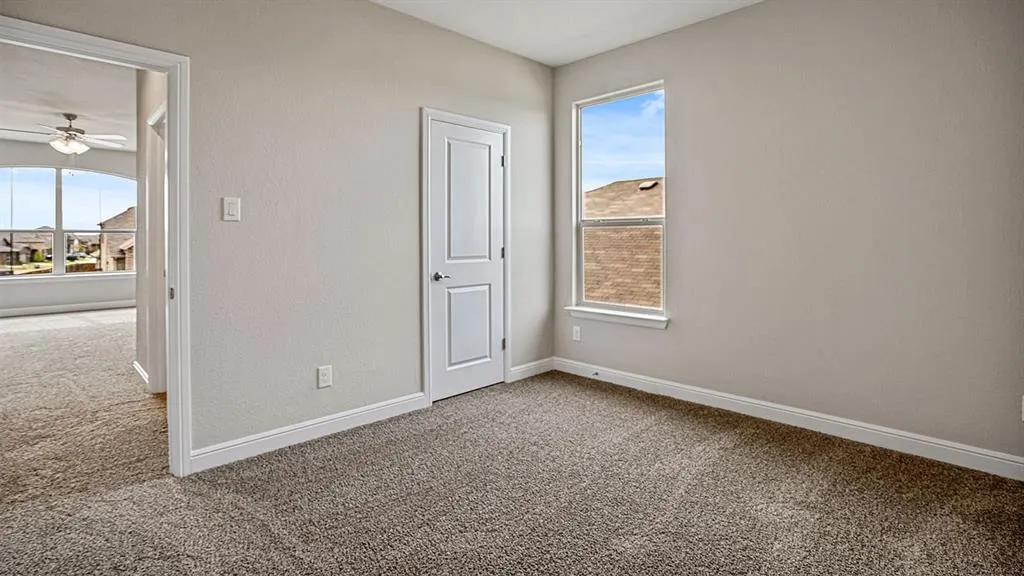 1445 CANTERBURY Trail