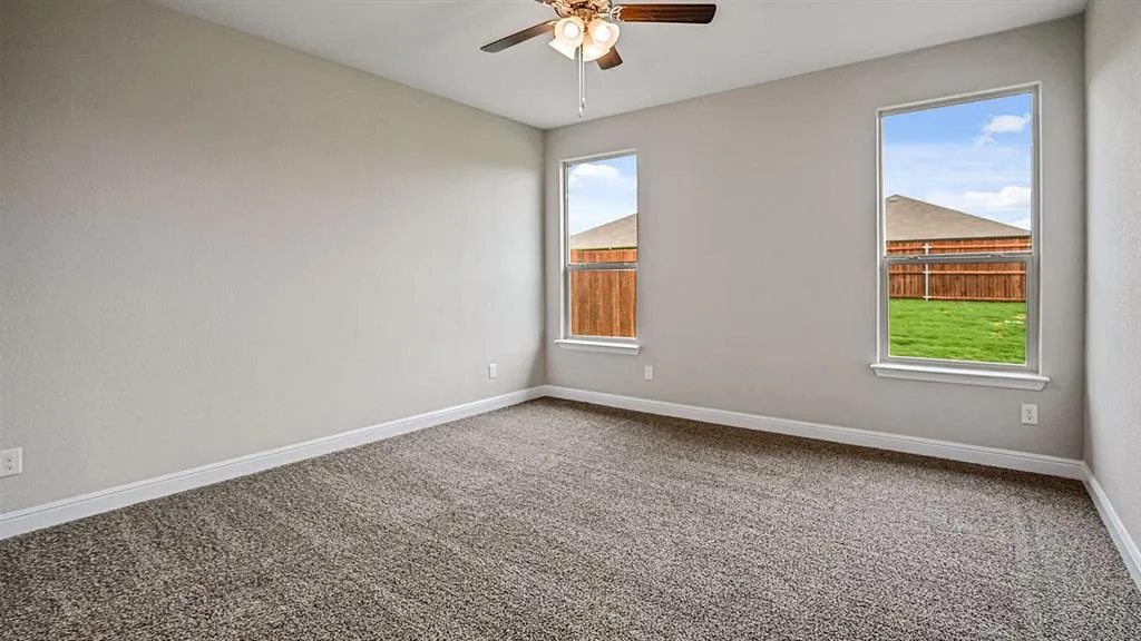 1445 CANTERBURY Trail