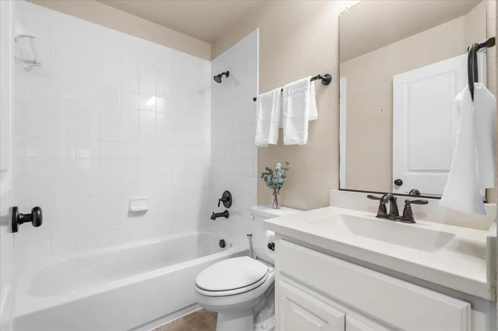 1210 Skyflower Lane