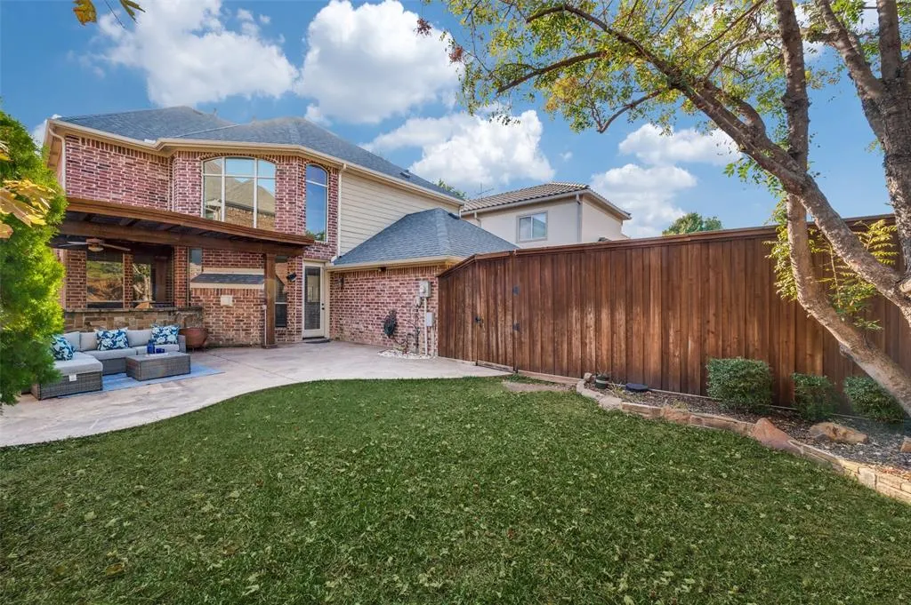 6513 Riveredge Drive