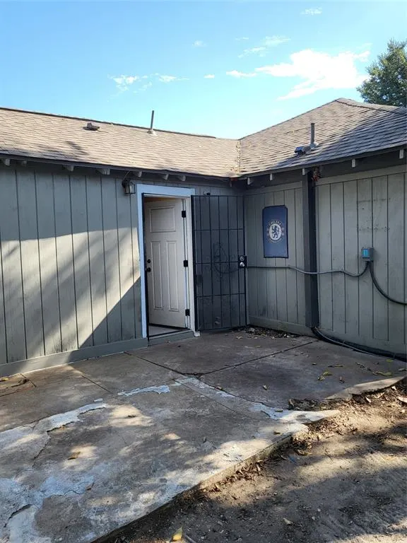 2705 Tanner Street