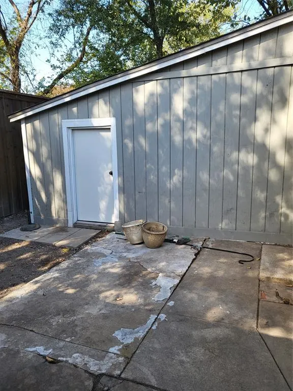 2705 Tanner Street