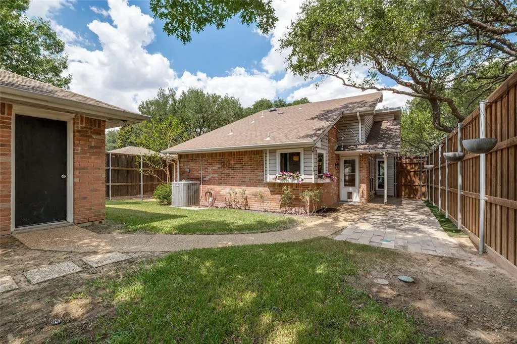 2702 Duval Drive