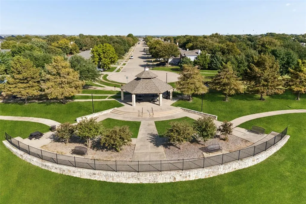 2610 Lookout Drive
