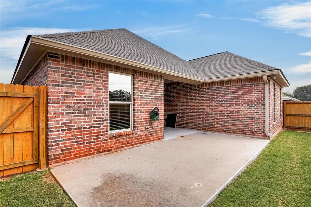431 Mangrove Lane