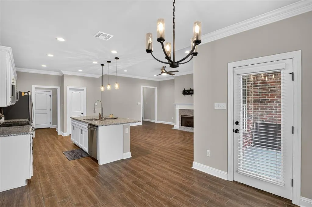 431 Mangrove Lane