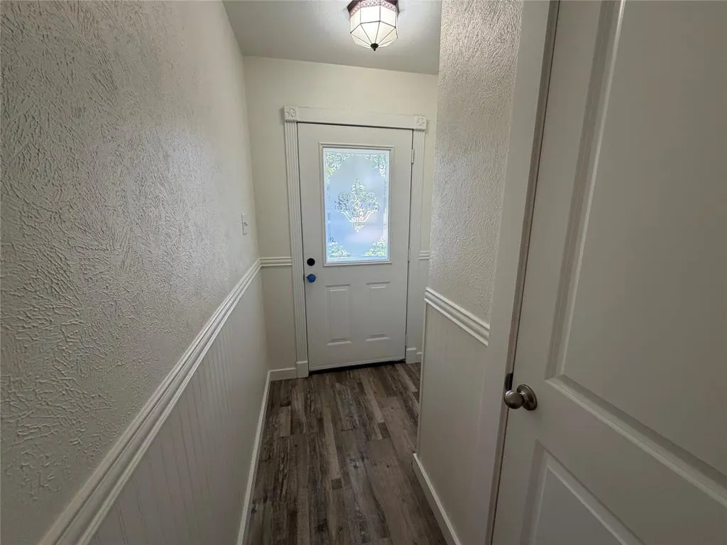 6728 Wren Drive