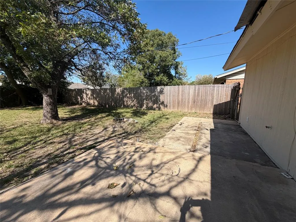 6728 Wren Drive