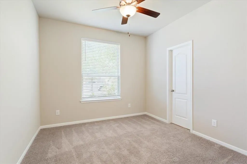 1427 Shadow Hill Lane