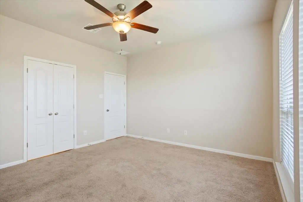 1427 Shadow Hill Lane