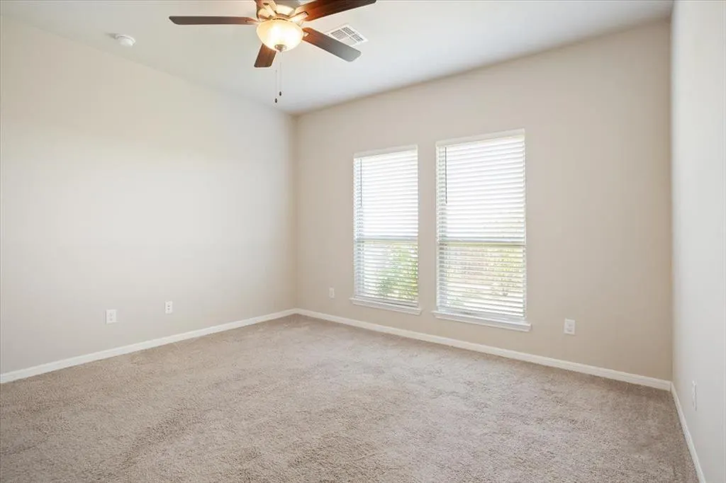 1427 Shadow Hill Lane