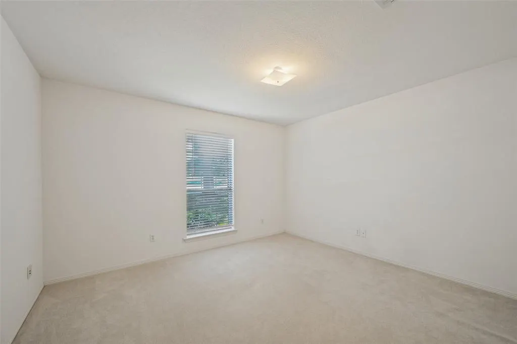 5614 Saddleback Road