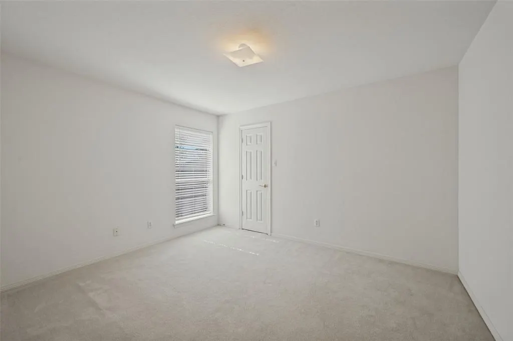 5614 Saddleback Road