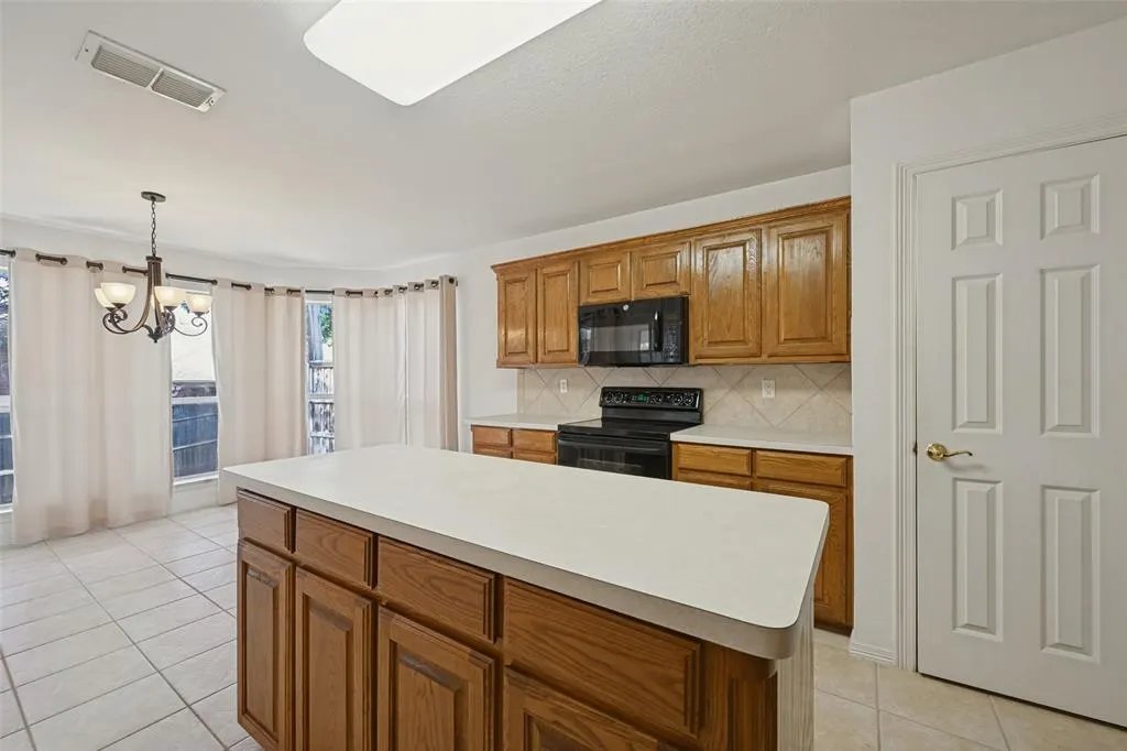 5614 Saddleback Road