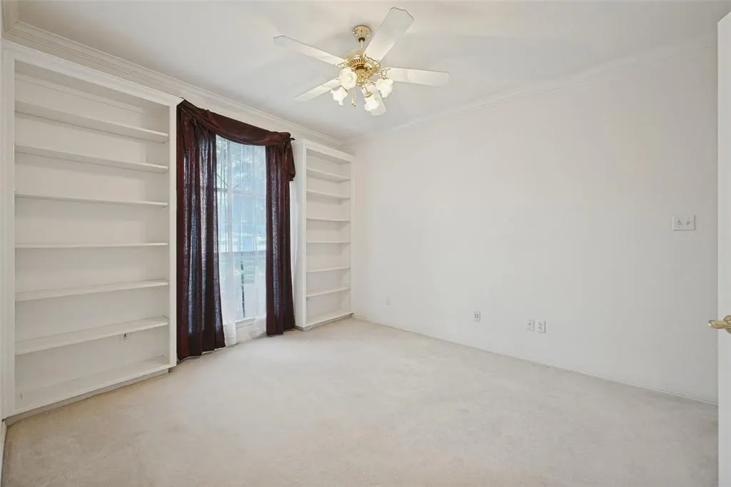 5614 Saddleback Road