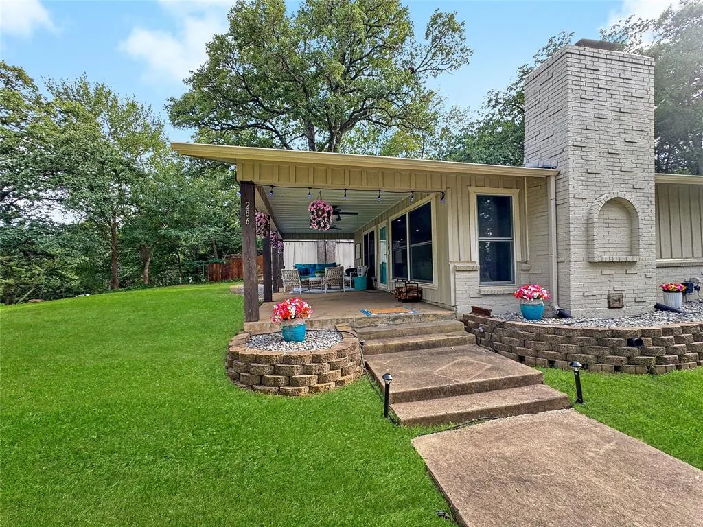 286 Lakewood Lane