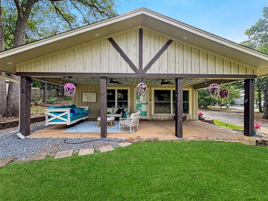286 Lakewood Lane