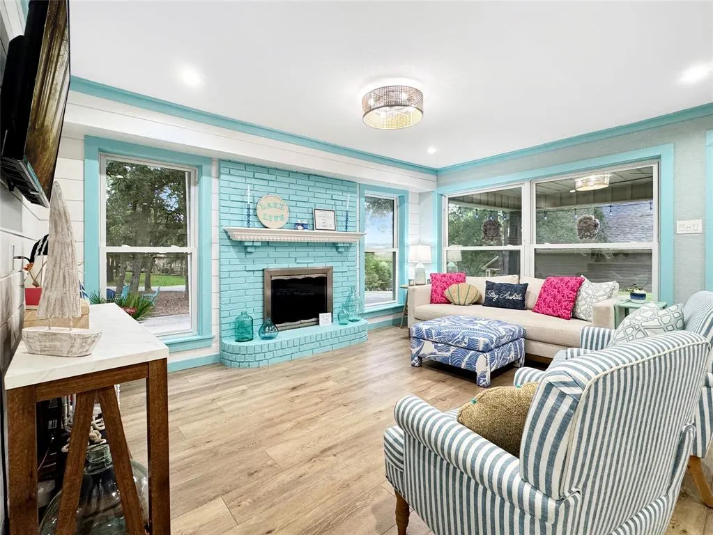 286 Lakewood Lane