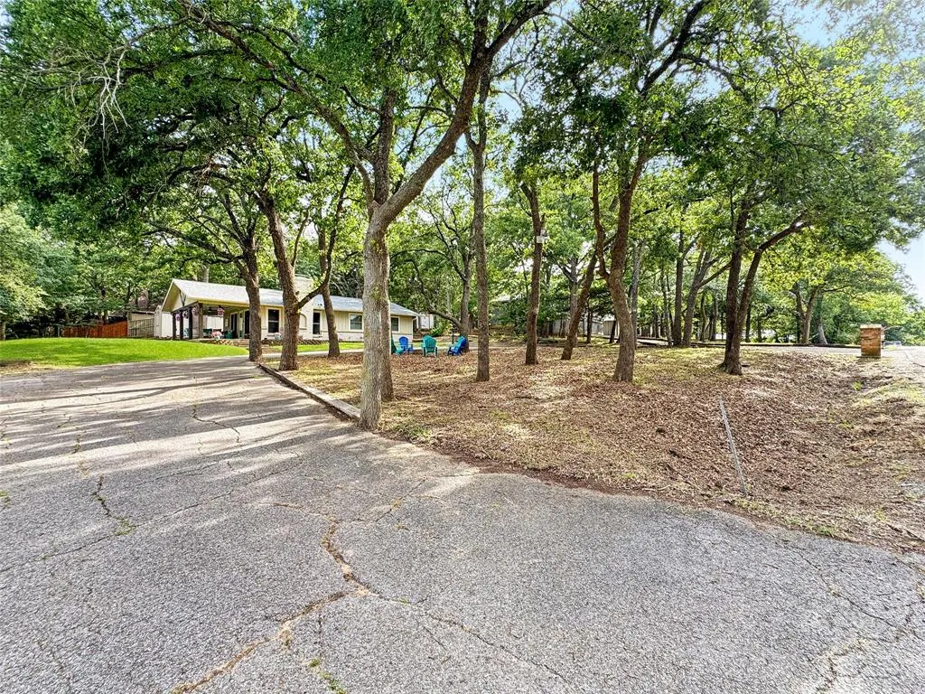 286 Lakewood Lane