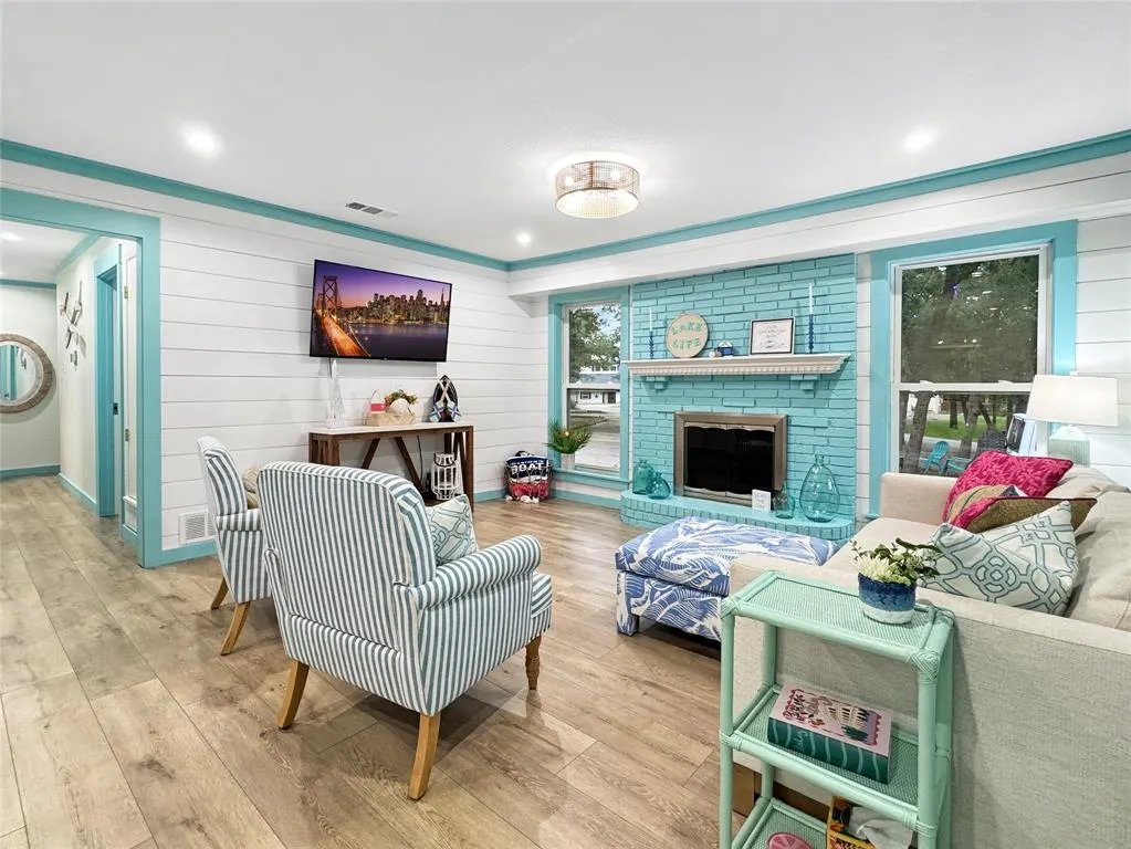 286 Lakewood Lane