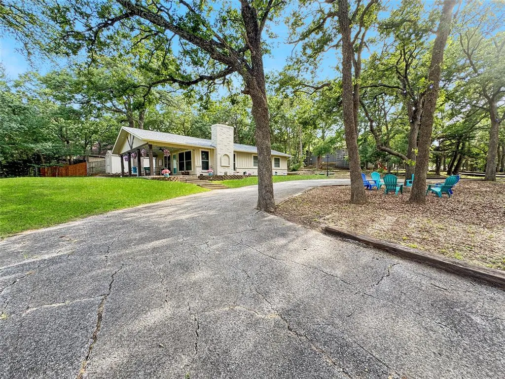 286 Lakewood Lane