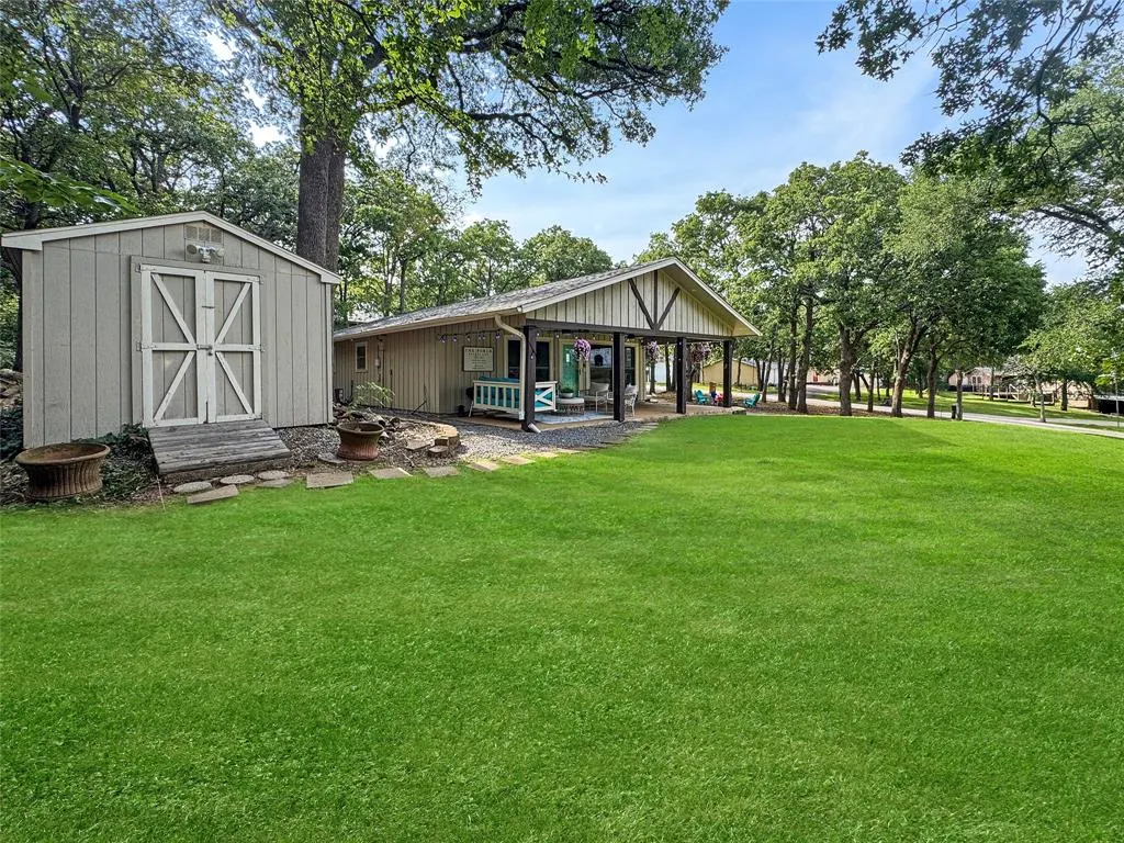 286 Lakewood Lane