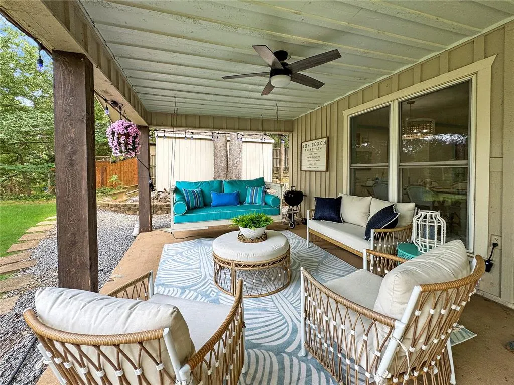 286 Lakewood Lane