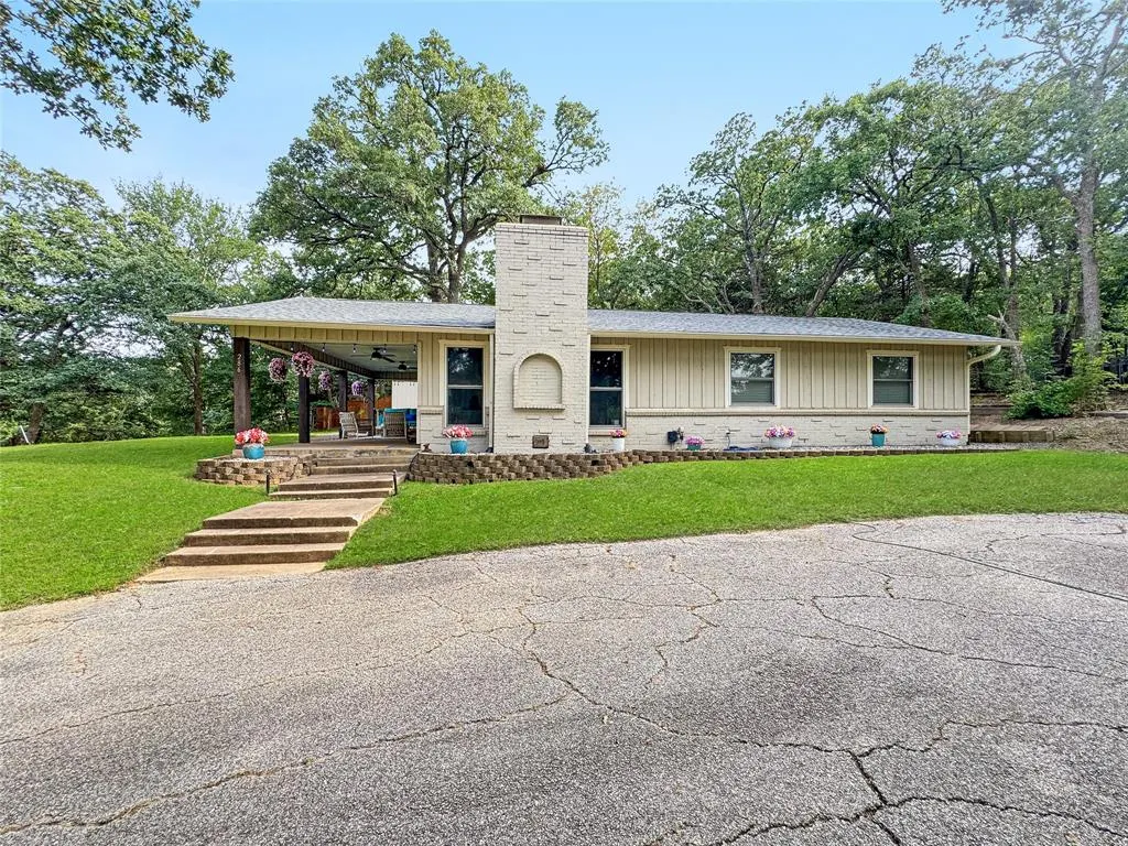 286 Lakewood Lane