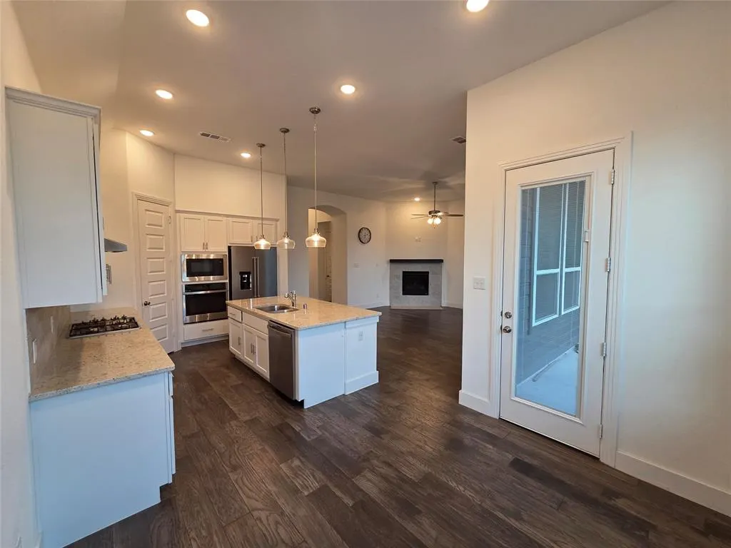 1025 Mapleton Drive