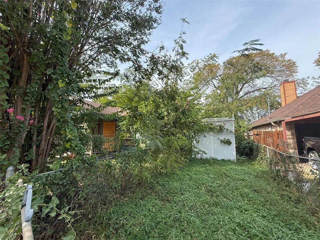 2343 Macon Street