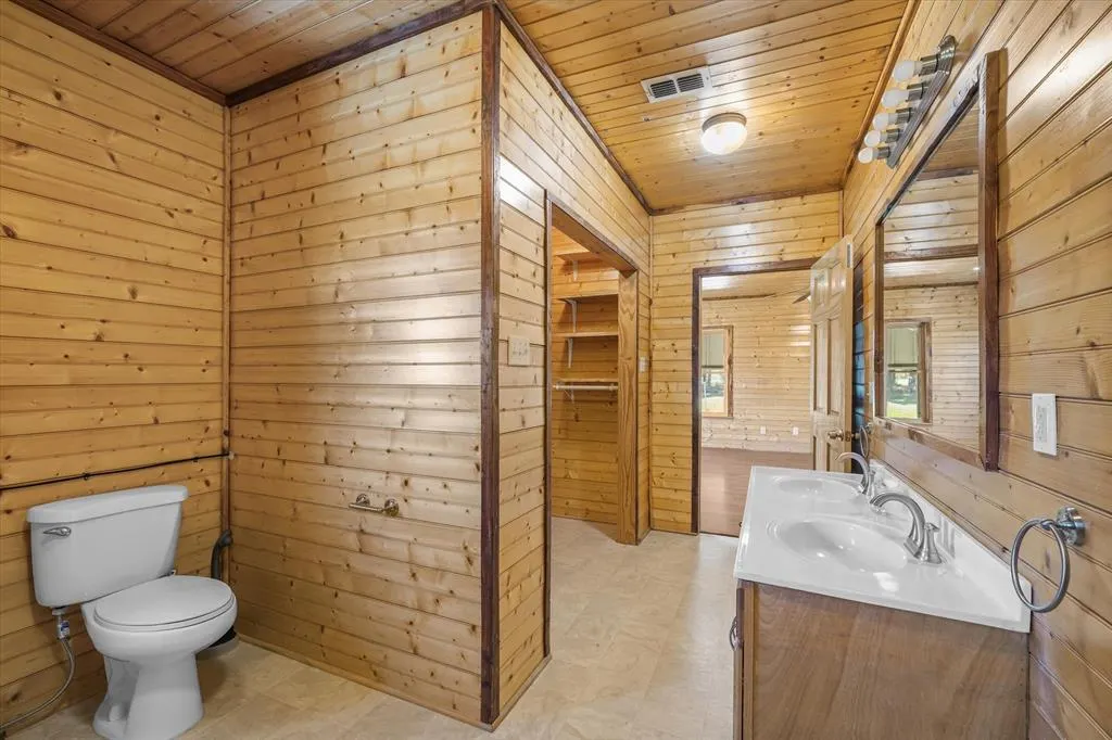 1122 Vz County Road 1219