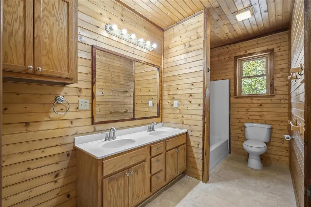 1122 Vz County Road 1219