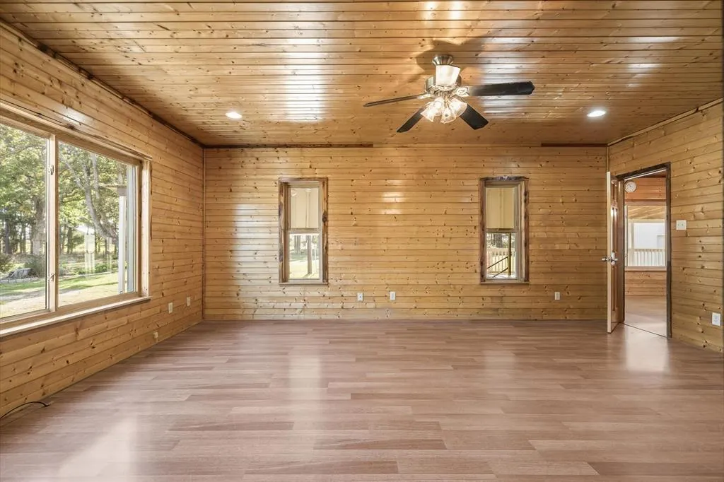 1122 Vz County Road 1219
