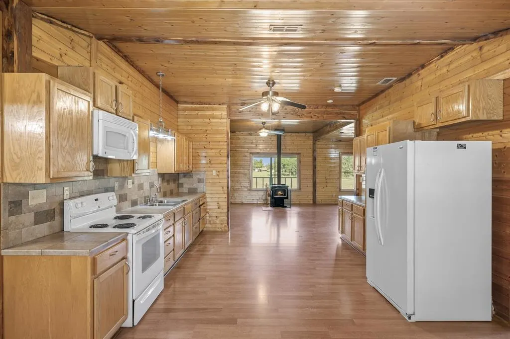 1122 Vz County Road 1219