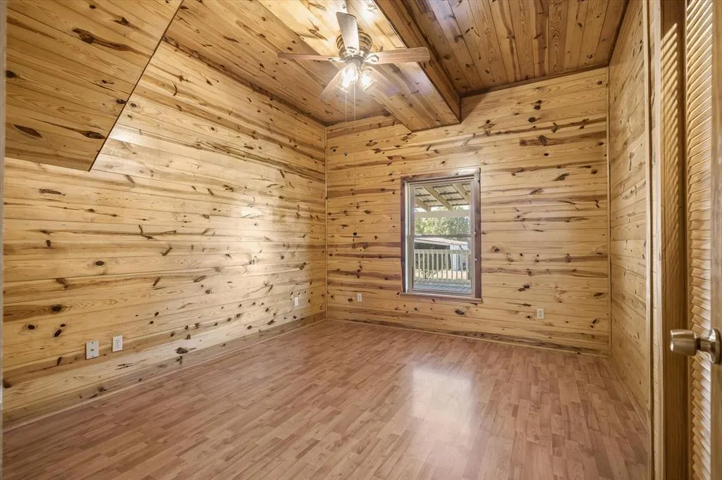 1122 Vz County Road 1219