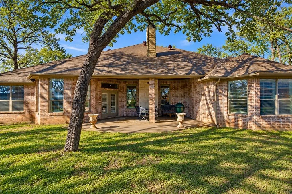 3714 Cove Timber Avenue